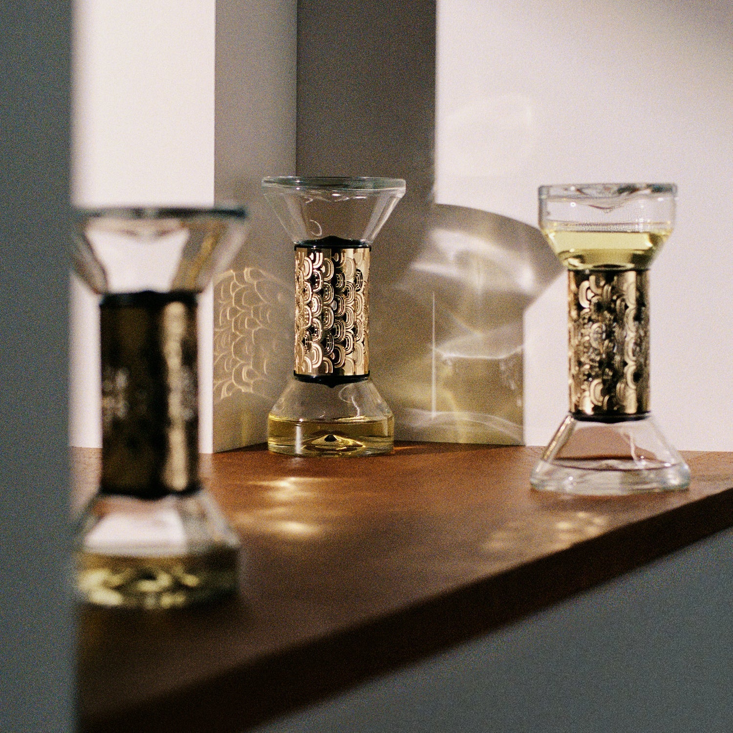 砂時計型ディフューザー – Diptyque Paris