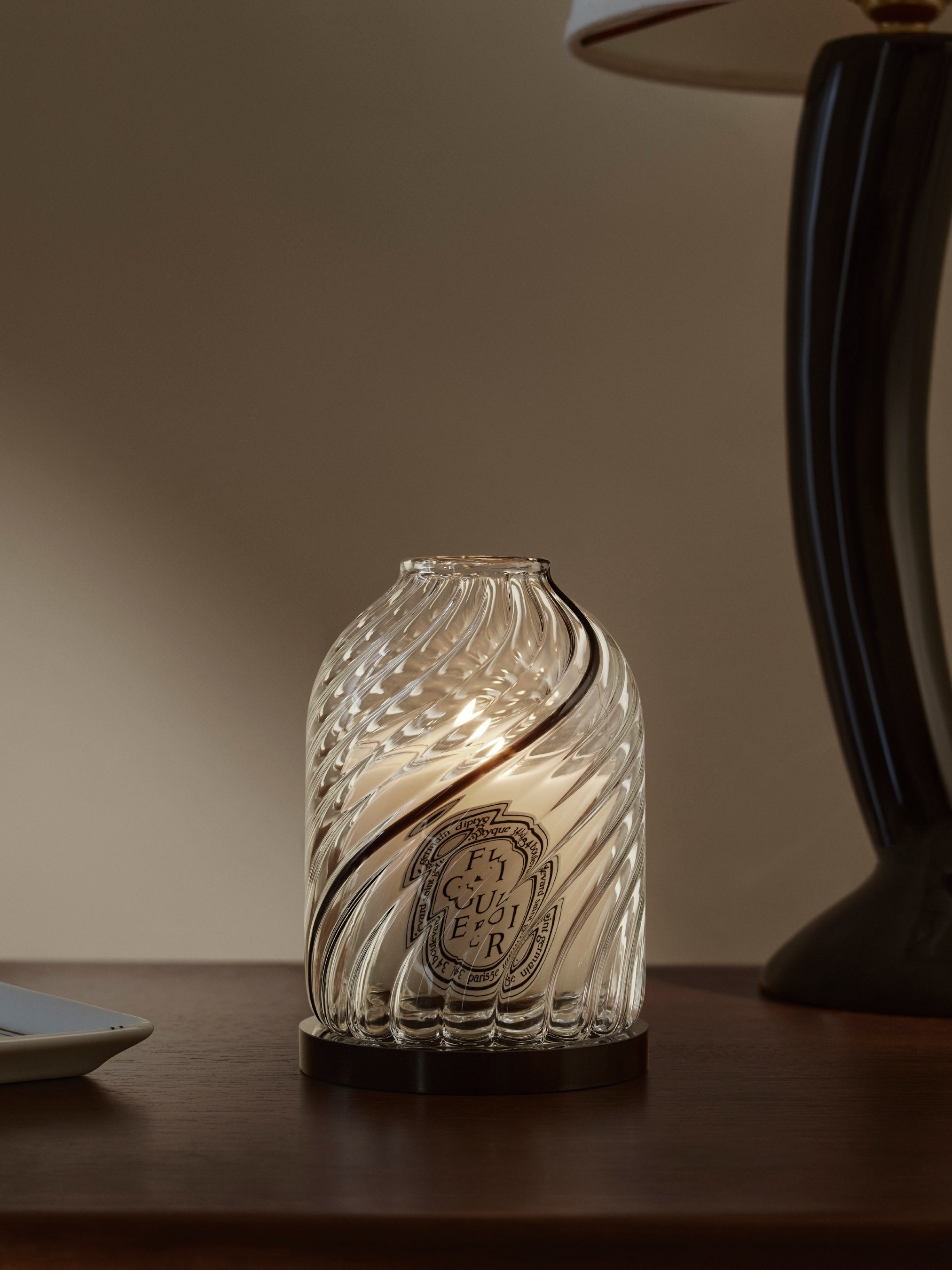 dyptique キャンドルホルダー　スモール キャンドルホルダー トルサード-スモール キャンドル用 – Diptyque Paris