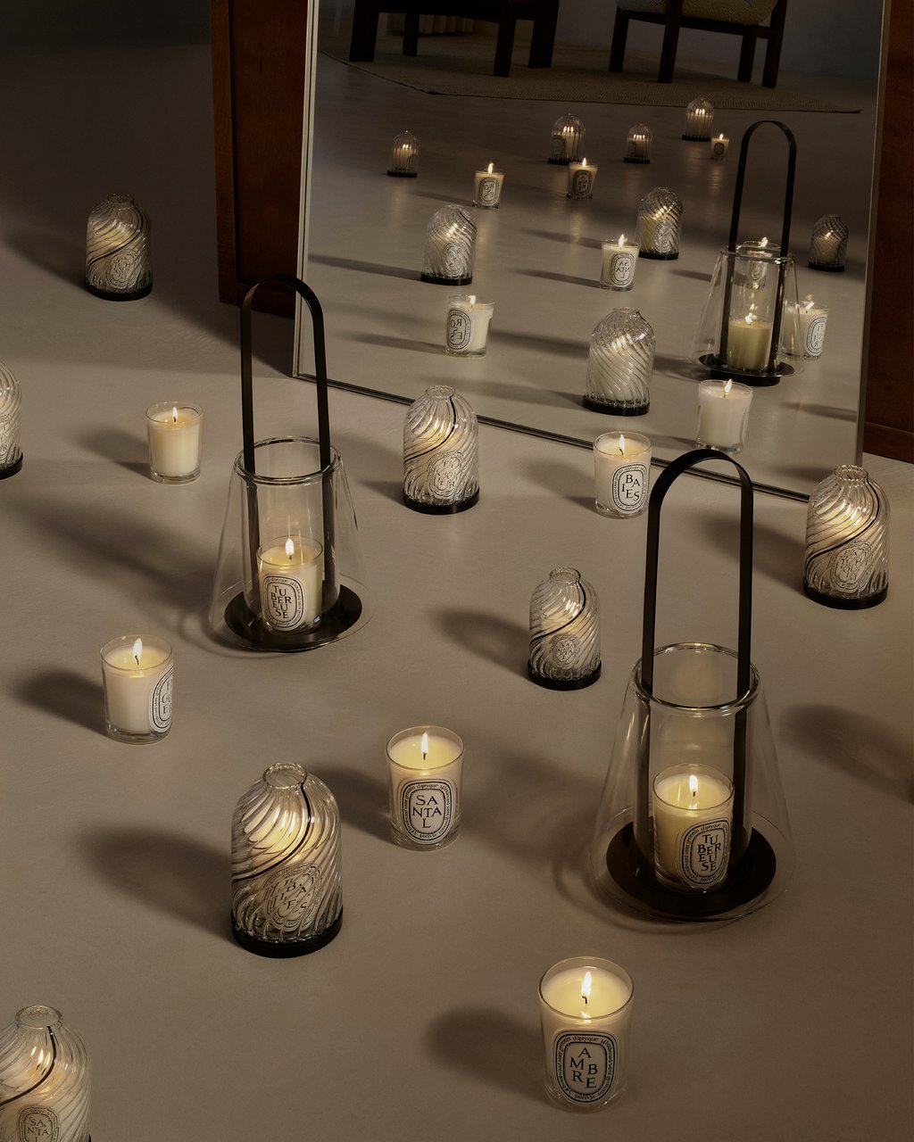 Ambre (アンブル) - ミディアム キャンドル – Diptyque Paris