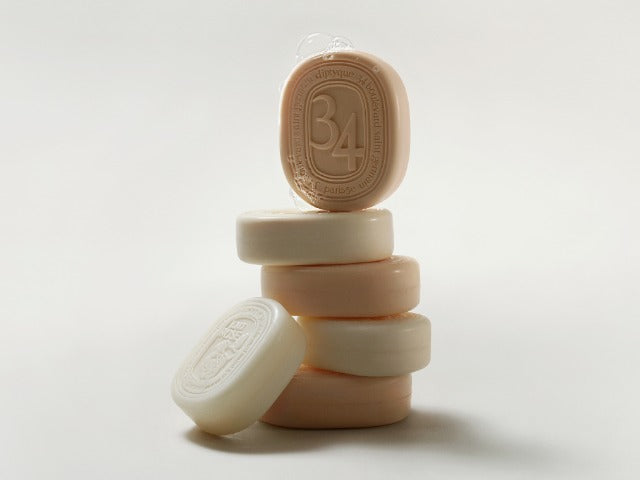 Ambre (アンブル) - ミディアム キャンドル – Diptyque Paris
