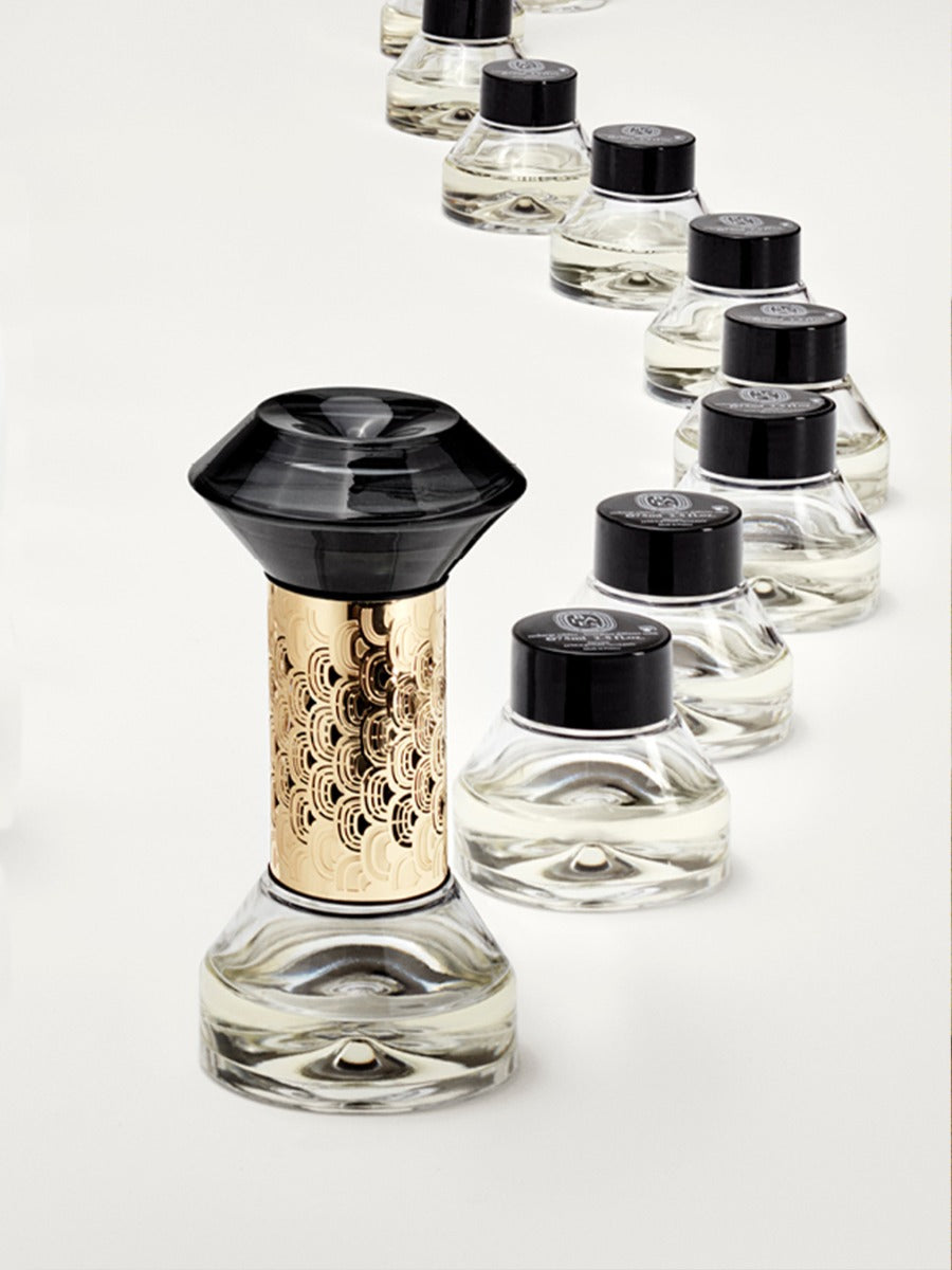 Baies（べ） - 砂時計型ディフューザー リフィル – Diptyque Paris